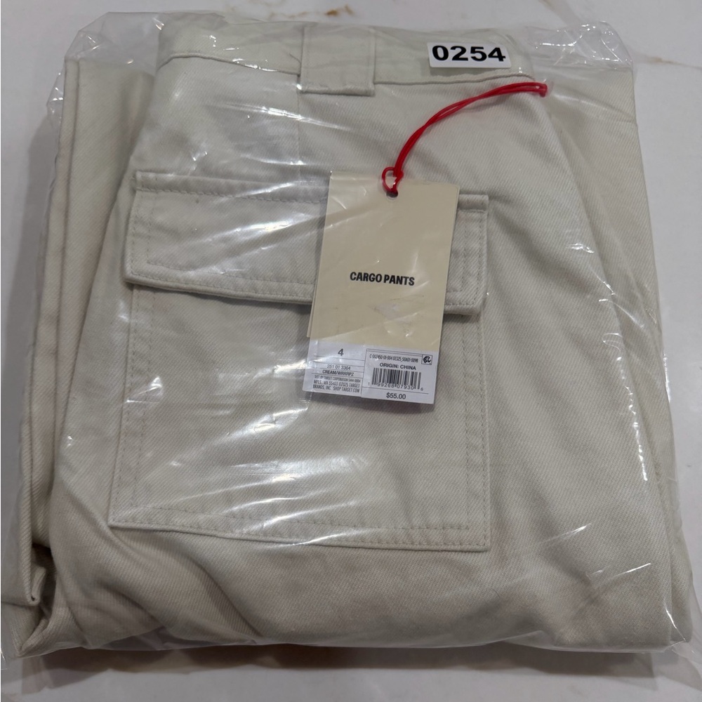Woolrich × Target Women's Mid-Rise Barrel Leg Cargo Denim Pants Cream Sizes 2-12 - Picture 13 of 15